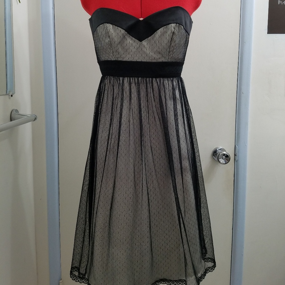 White House Black Market Strapless dress